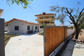 Vila Landi