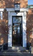Crofts Hotel