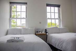 Crofts Hotel