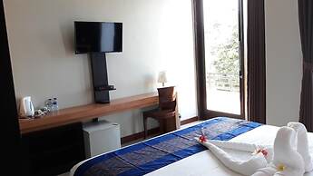 Asiana Lovina Hotel