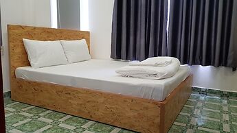 White House Hostel
