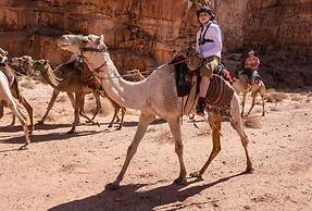 Bedouin Roads Camp