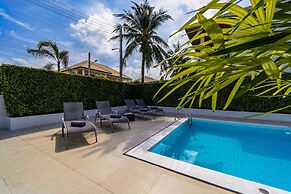 Modern 4 Bedrooms Pool Villa - VY