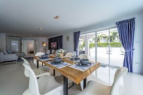 Modern 4 Bedrooms Pool Villa - VY