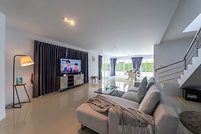 Modern 4 Bedrooms Pool Villa - VY