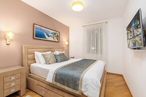 Apart hotel Katunjanin