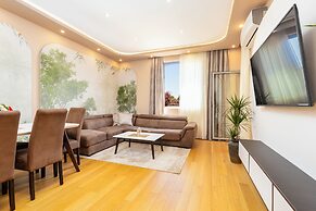 Apart hotel Katunjanin