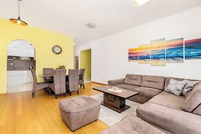 Apart hotel Katunjanin