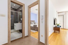 Apart hotel Katunjanin