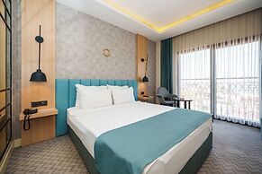 Angel's Park Hotel