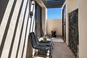 Uma Ray Suites