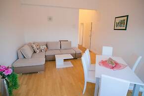 Apartments Orange