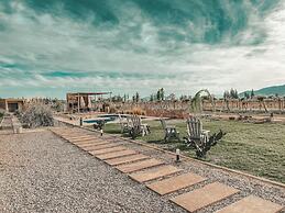 Tres Cruces Lodge