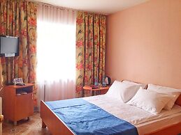 Kurgan Hotel