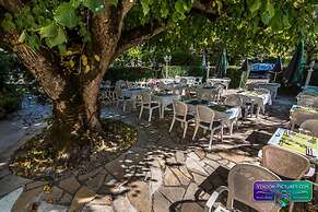 Hotel Restaurant Ma Petite Auberge