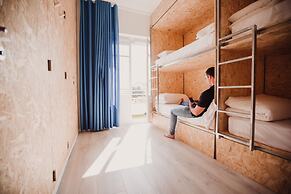 SubUp Hostel