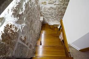 Villa Mons