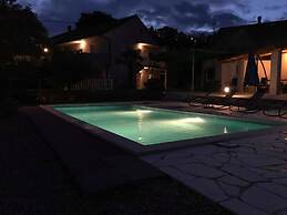 Holiday House Iva