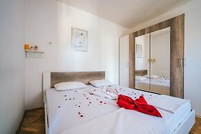 Holiday House Iva