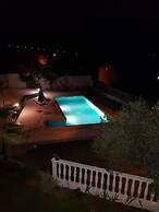 Holiday House Iva