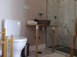 Temple Suites Guest House