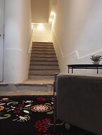 Temple Suites Guest House
