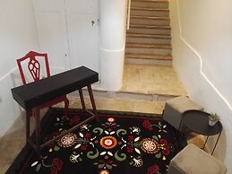 Temple Suites Guest House