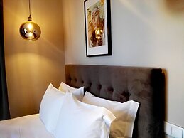 Temple Suites Guest House