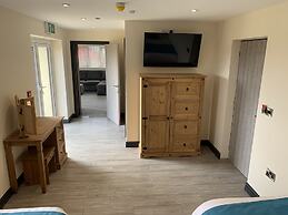 Barmouth Beach Club