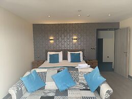 Barmouth Beach Club