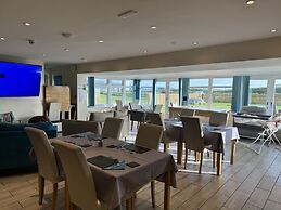 Barmouth Beach Club