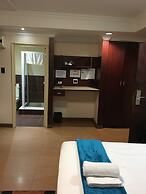 Al Hamra Hotel