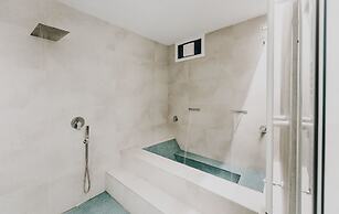 Secret Garden - Suites & Apartments