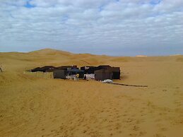 Nomadic Luxury Camp