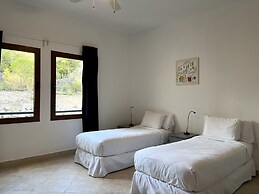 The Hotel Porto Cupecoy