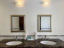 The Hotel Porto Cupecoy