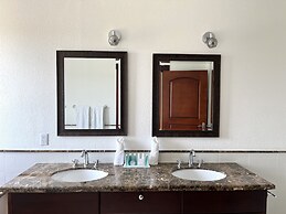 The Hotel Porto Cupecoy