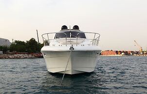 Ekimbey Yatch