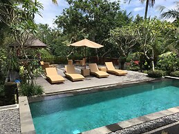 Puri Raya Villa Ubud