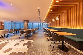 Holiday Inn Express Yichang Riverside by IHG