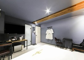 Shilla E Stay Motel