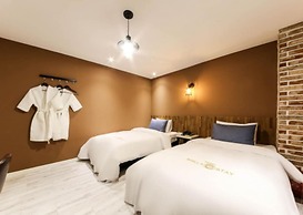 Shilla E Stay Motel