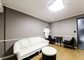 Shilla E Stay Motel