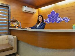 Hotel Aerocity Purple Orchid