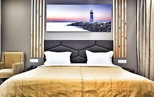 Hotel Aerocity Purple Orchid