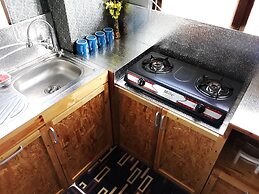 MINIMALIST Studio Apartment