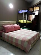MINIMALIST Studio Apartment