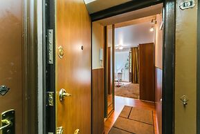 Apartment on Ogorodnaia Sloboda 10