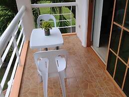 Sir Nico Guesthouse and Resort