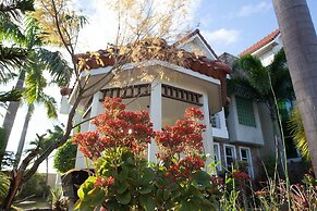 Sir Nico Guesthouse and Resort
